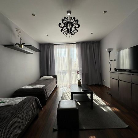 Apartament Sandra Kielce Bagian luar foto