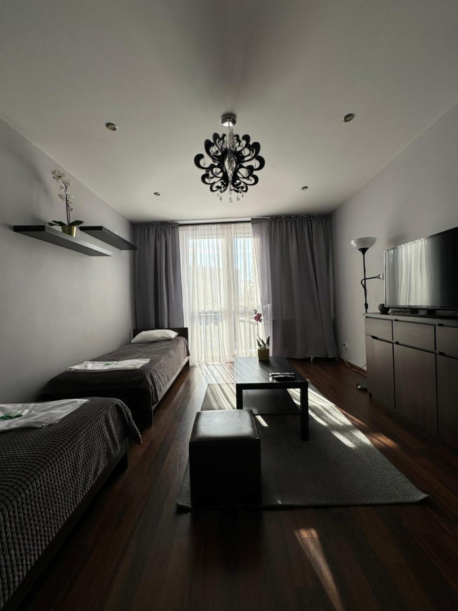 Apartament Sandra Kielce Bagian luar foto