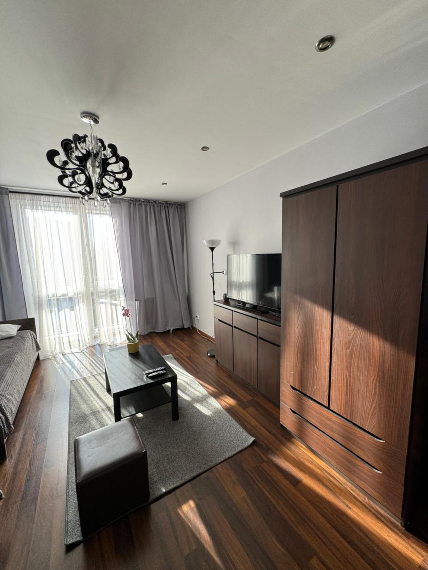 Apartament Sandra Kielce Bagian luar foto