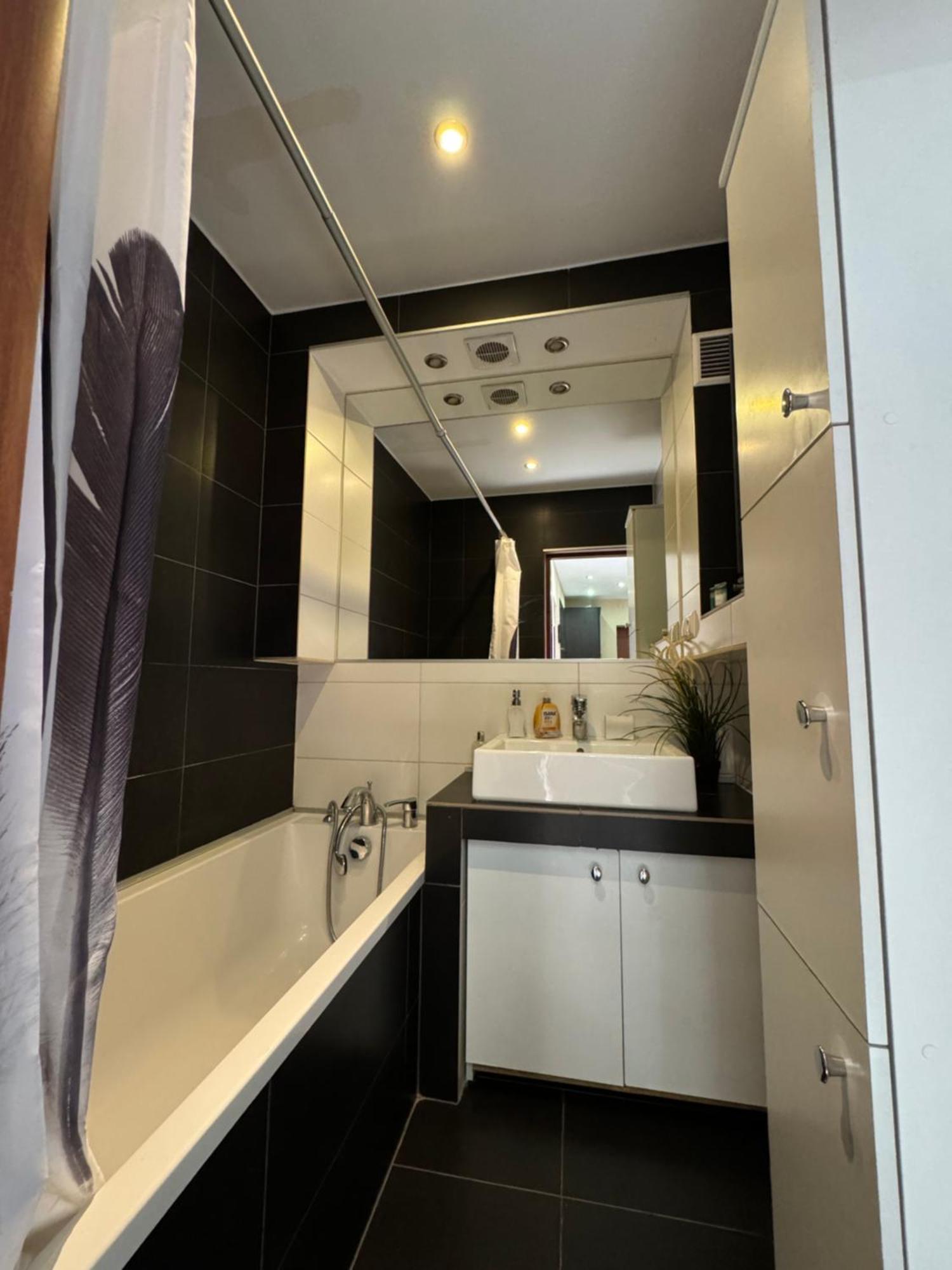 Apartament Sandra Kielce Bagian luar foto